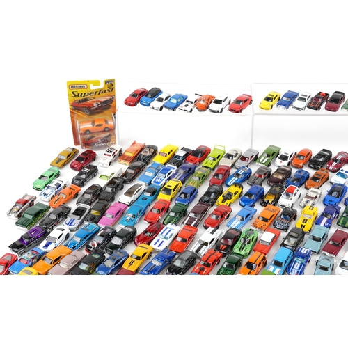 1673 - Large collection of diecast vehicles, predominantly Matchbox and Hot Wheels