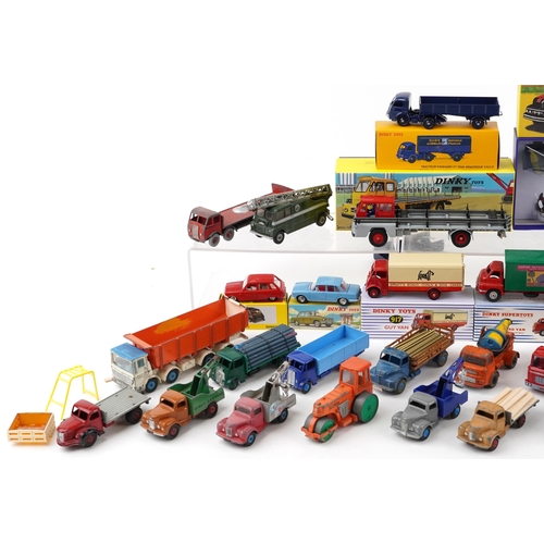 1630 - Vintage and later Dinky diecast vehicles, some with boxes, including Foden TV Extending Mast vehicle... 