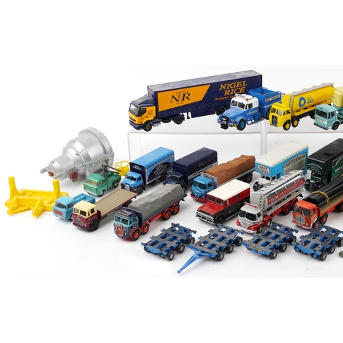 1625 - Vintage and later Corgi diecast vehicles, some with boxes including advertising tankers and transpor... 