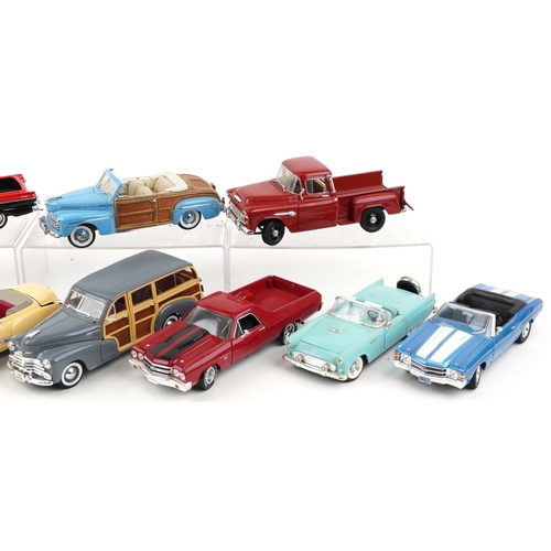 1626 - Ten 1:18 scale diecast vehicles including Road Legends 1957 Ford Ranchero, Signature Series 1946 For... 