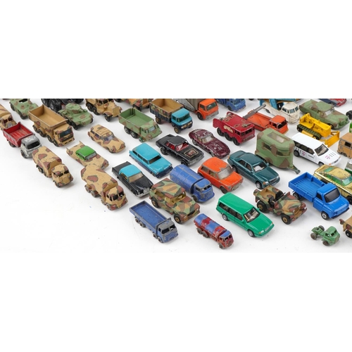 1624 - Large collection of vintage and later collector's vehicles, predominantly diecast, including Lesney,... 