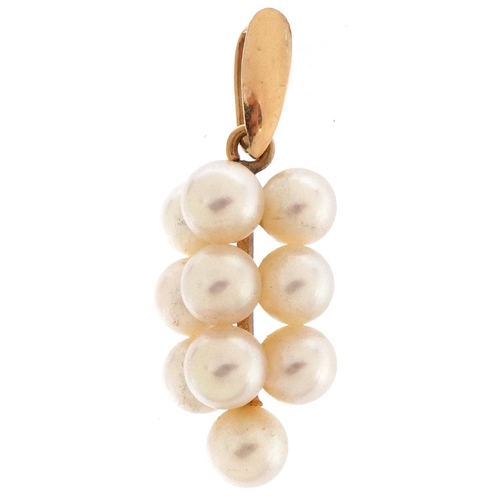 2400 - 18K gold cultured pearl pendant, 2.5cm high, 1.5g