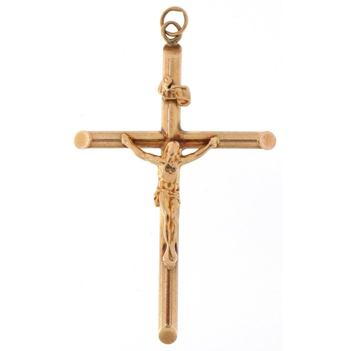 2319 - Unmarked gold crucifix pendant, 5cm high, 2.3g