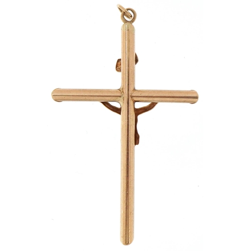 2319 - Unmarked gold crucifix pendant, 5cm high, 2.3g