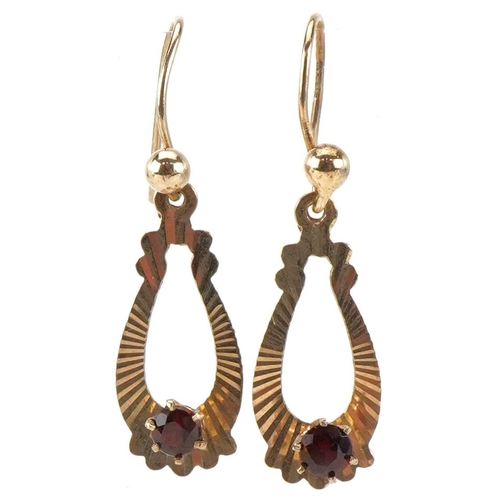 2300 - Pair of 9ct gold garnet drop earrings, each 2.8cm high, total 1.1g