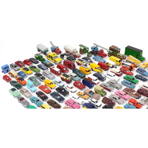 1658 - Vintage and later collector's vehicles, predominantly diecast, including Oxford and Lesney