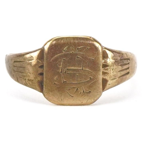 2144 - 9ct gold engraved signet ring, size N/O, 2.8g