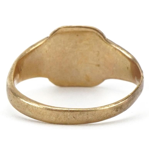 2144 - 9ct gold engraved signet ring, size N/O, 2.8g