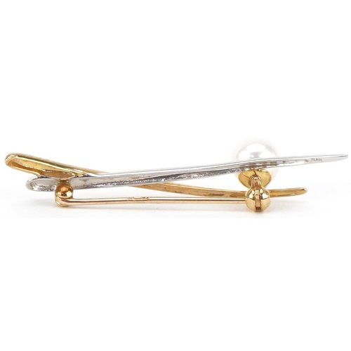 2071 - Modernist 9ct two tone gold cultured pearl bar brooch housed in a W Bruford jeweller's box, 4.2cm wi... 