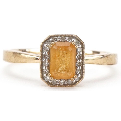 2158 - Art Deco style 9ct gold citrine and diamond cluster ring, size N/O, 2.2g