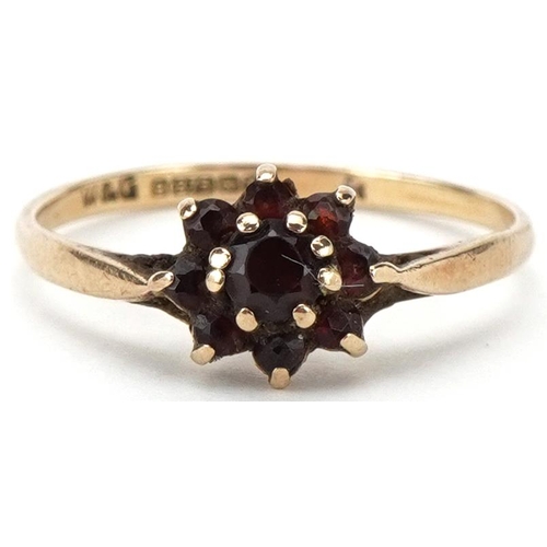 2477 - 9ct gold Bohemian garnet cluster ring, size N, 1.3g