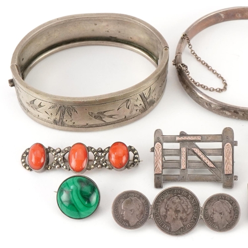 2721 - Antique and later jewellery including a Victorian aesthetic hinged bangle, oval locket, coral brooch... 