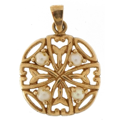 2485 - 9ct gold seed pearl openwork pendant, 1.8cm high, 1.6g