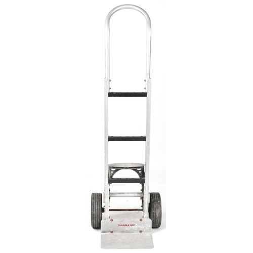 1130 - Magliner Equalizer sack trolley, 155cm high