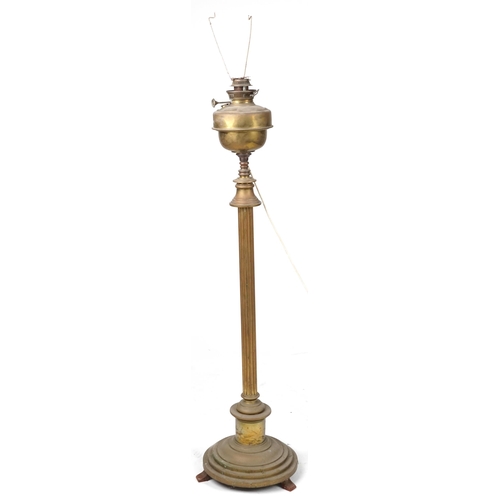 1118 - Victorian brass standard oil lamp, 140cm high