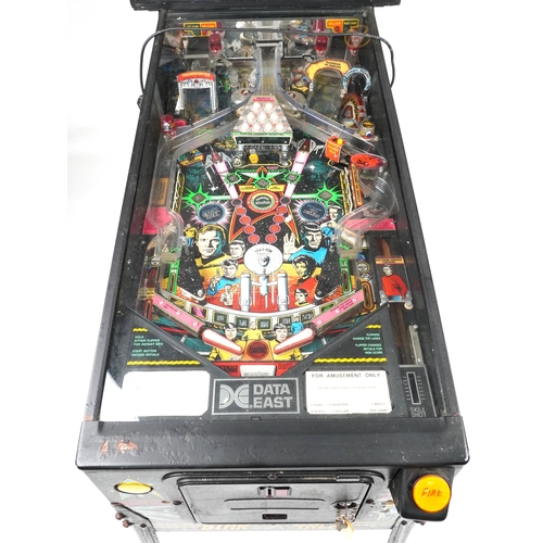 1495 - Vintage Star Trek pinball machine by Data East, 193cm H x 71cm W x 136cm D