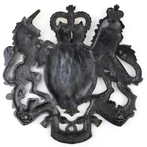 1355 - Wrought iron United Kingdom royal heraldic crest wall plaque, 49cm high