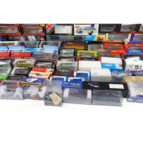 1708 - Extensive collection of model collector's vehicle boxes