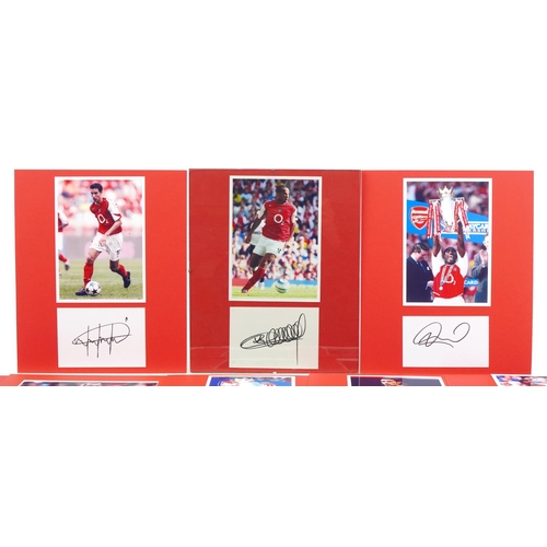 1447 - Thirteen Arsenal Football Club autographs and photographs with certificates comprising Matthieu Flam... 