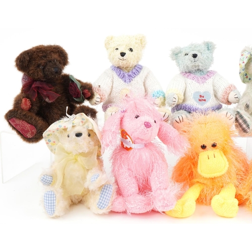 611 - Collection of Ty collectable teddy bears, the largest 30cm high