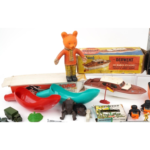 575 - Vintage and later toys, some with boxes including Dinky diecast army vehicles,  Binatone TV Master, ... 