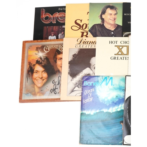 509 - Vinyl LP records including Bread, Hot Chocolate, Diana Ross, The Shadows, The Carpenters and Dionne ... 