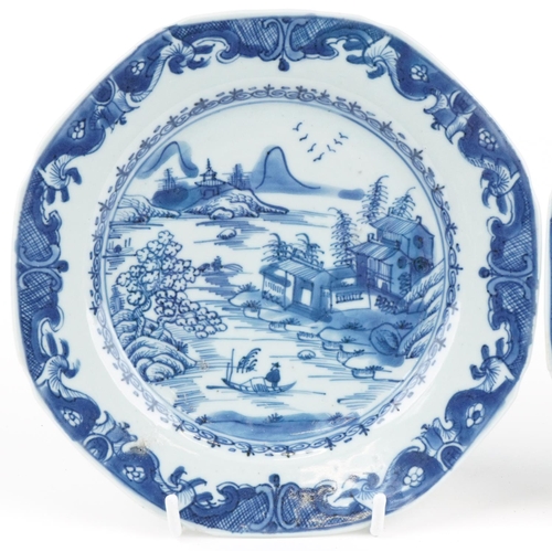 175 - Pair of 18th century Chinese porcelain plates hand painted in the Willow pattern, each 19cm in diame... 