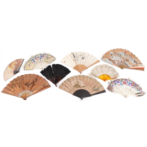 1132 - Selection of vintage fans including feather and a hand painted mother of pearl example, the largest ... 