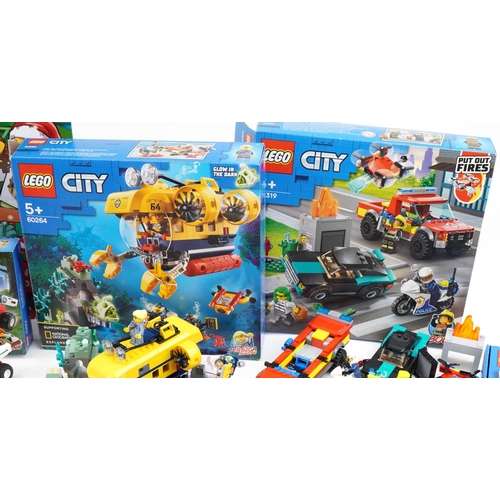 566 - Collection of Lego City construction sets with boxes including numbers 60264, 60319 and 60353