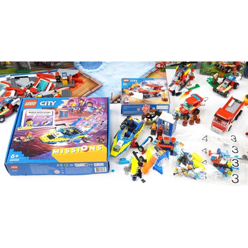 566 - Collection of Lego City construction sets with boxes including numbers 60264, 60319 and 60353