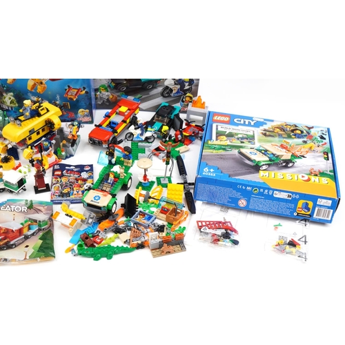 566 - Collection of Lego City construction sets with boxes including numbers 60264, 60319 and 60353