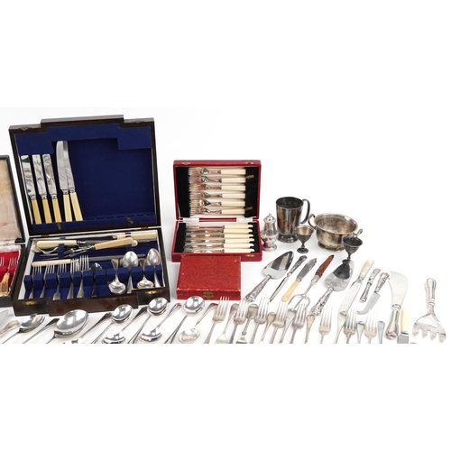 1142 - Large collection of silver plate and stainless steel including cutlery, some with cases, pedestal fr... 