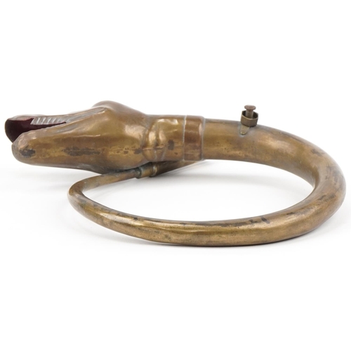 1469 - Vintage brass serpent car horn, 33cm in diameter