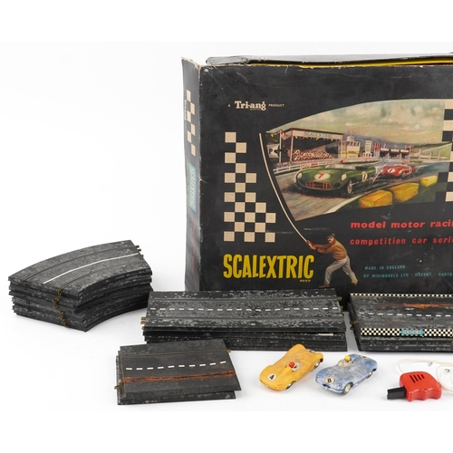 591 - Vintage Scalextric by Tri-ang model motor racing set model CM3