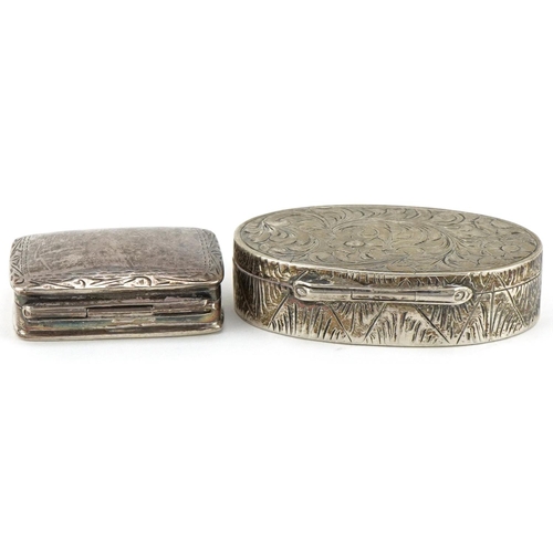 305 - Two silver snuff boxes including a German 800 grade oval example, the largest 5cm wide, total 30.0g