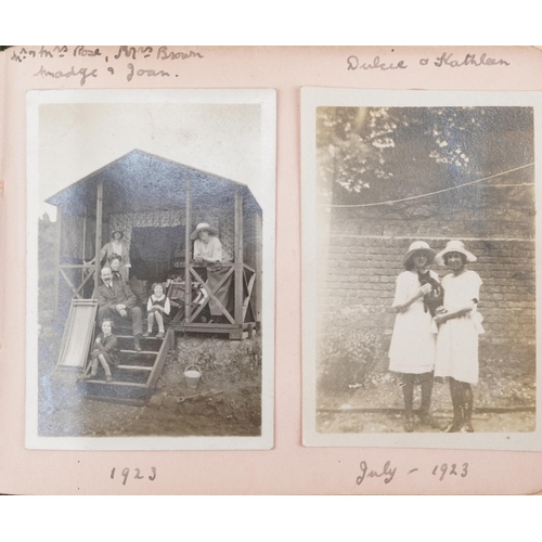 1319 - Personal photographic album for the Edwardian and 1920s including mainly seaside and holiday snaps, ... 