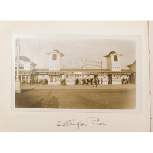 1319 - Personal photographic album for the Edwardian and 1920s including mainly seaside and holiday snaps, ... 