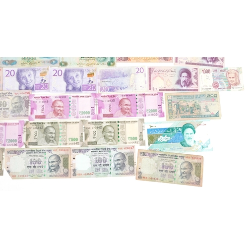 1295 - World banknotes to include Iran, India and United Arab Emirates