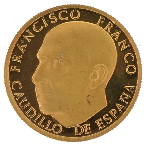 1222 - Francisco Franco 1966 gold coin with certificate, 7.0g