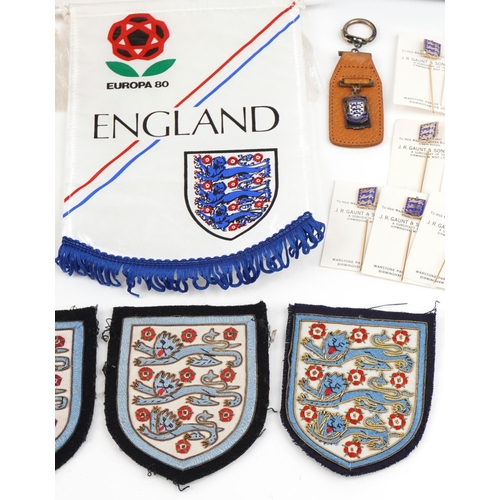 1438 - English football memorabilia including pennants, Football Association wooden plaque, patches, cuffli... 