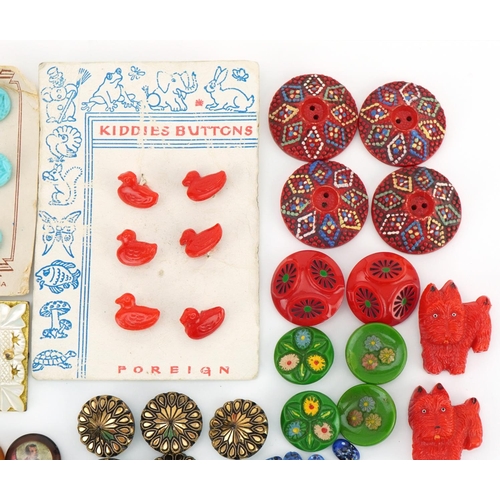 410 - Vintage buttons including hand painted Satsuma examples