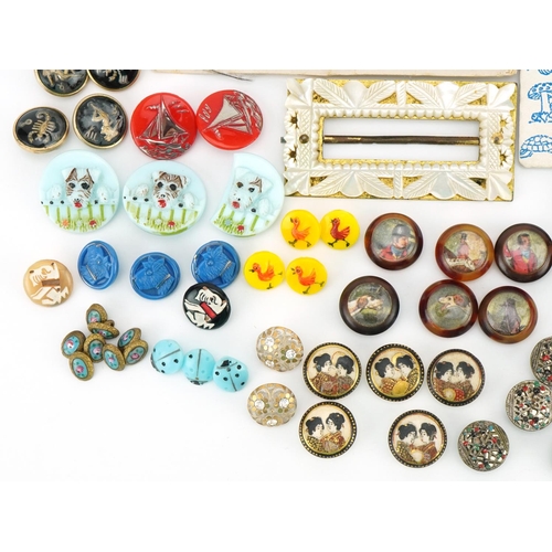 410 - Vintage buttons including hand painted Satsuma examples