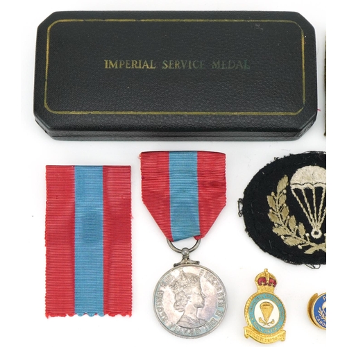 1511 - Military interest Faithful Service medal awarded to Frederick Edward Field together with Parachute R... 