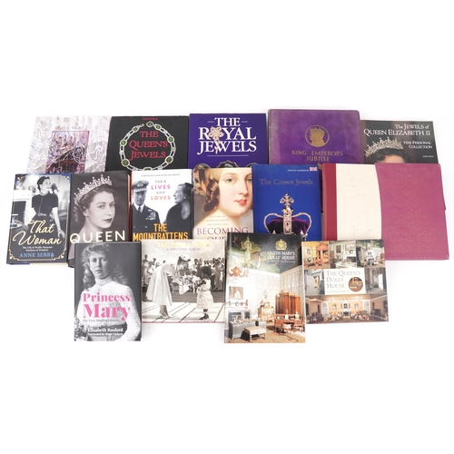 1406 - Royal memorabilia books including The Queen's Jewels, The Royal Jewels, Elizabeth I Folio Society, T... 