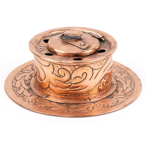 345 - Newlyn Arts & Crafts inkwell, 15cm in diameter