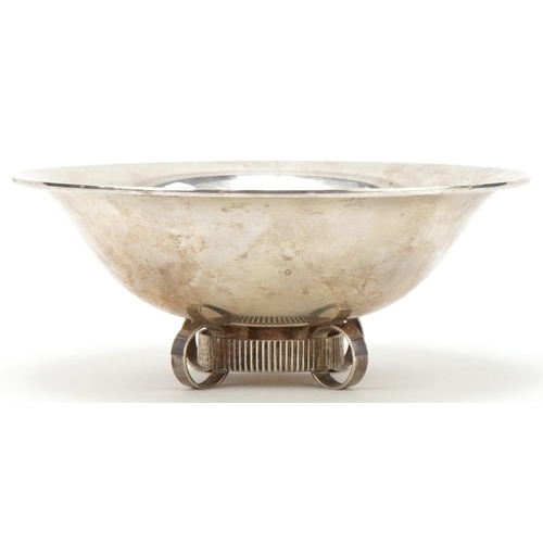 502 - Mueck-Carey Co, Sterling silver Arts & Crafts bowl on ring turned base, numbered 1151 to the base, 1... 