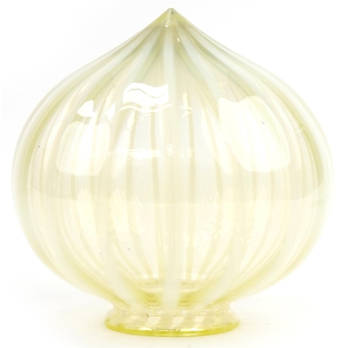 95 - Vaseline striped glass lampshade, 20cm high