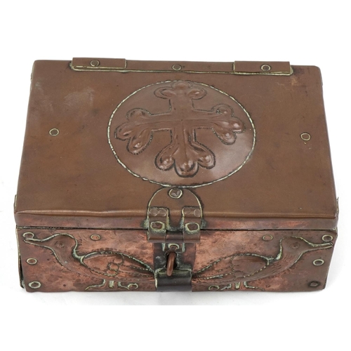 343 - John Pearson for Newlyn, Arts & Crafts copper casket decorated with birds, JP 1902 stamp to the reve... 