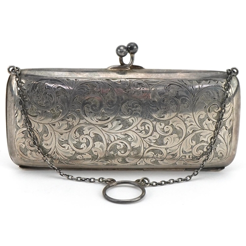 1129 - Sydney & Co, George V silver concertina purse with engraved floral decoration, Birmingham 1914, 11.5... 