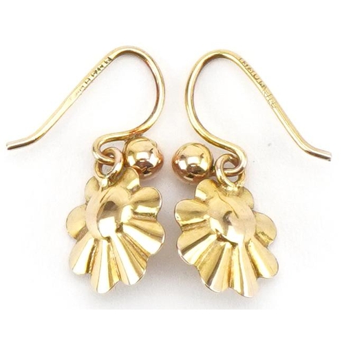 3365 - Pair of 9ct gold cultured pearl shell shaped drop earrings, each 1.6cm high, total 0.6g